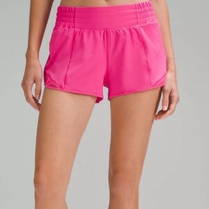 Lululemon hotty hot high rise 2.5” sonic pink shorts size 4